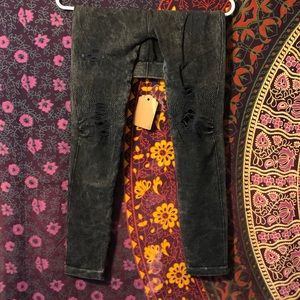 Never worn